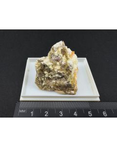 Amarantite; Tierra Amarilla, Chile; Min; unique piece
