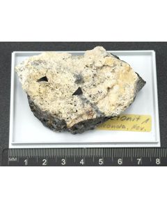 Curetonite xls; Colconda, Humboldt Co., Nevada, USA; Gerd Tremmel collection; Scab; unique piece
