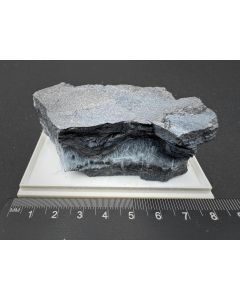 Crocidolite xls; Wittenoom, Western Australia, Australia; Gerd Tremmel collection; Scab; unique piece